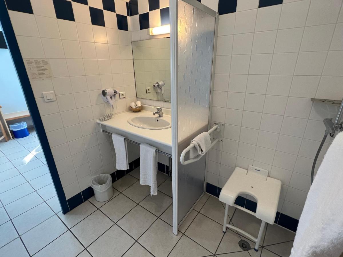 Onet-le-Chateau Hotel Le Laury'S מראה חיצוני תמונה