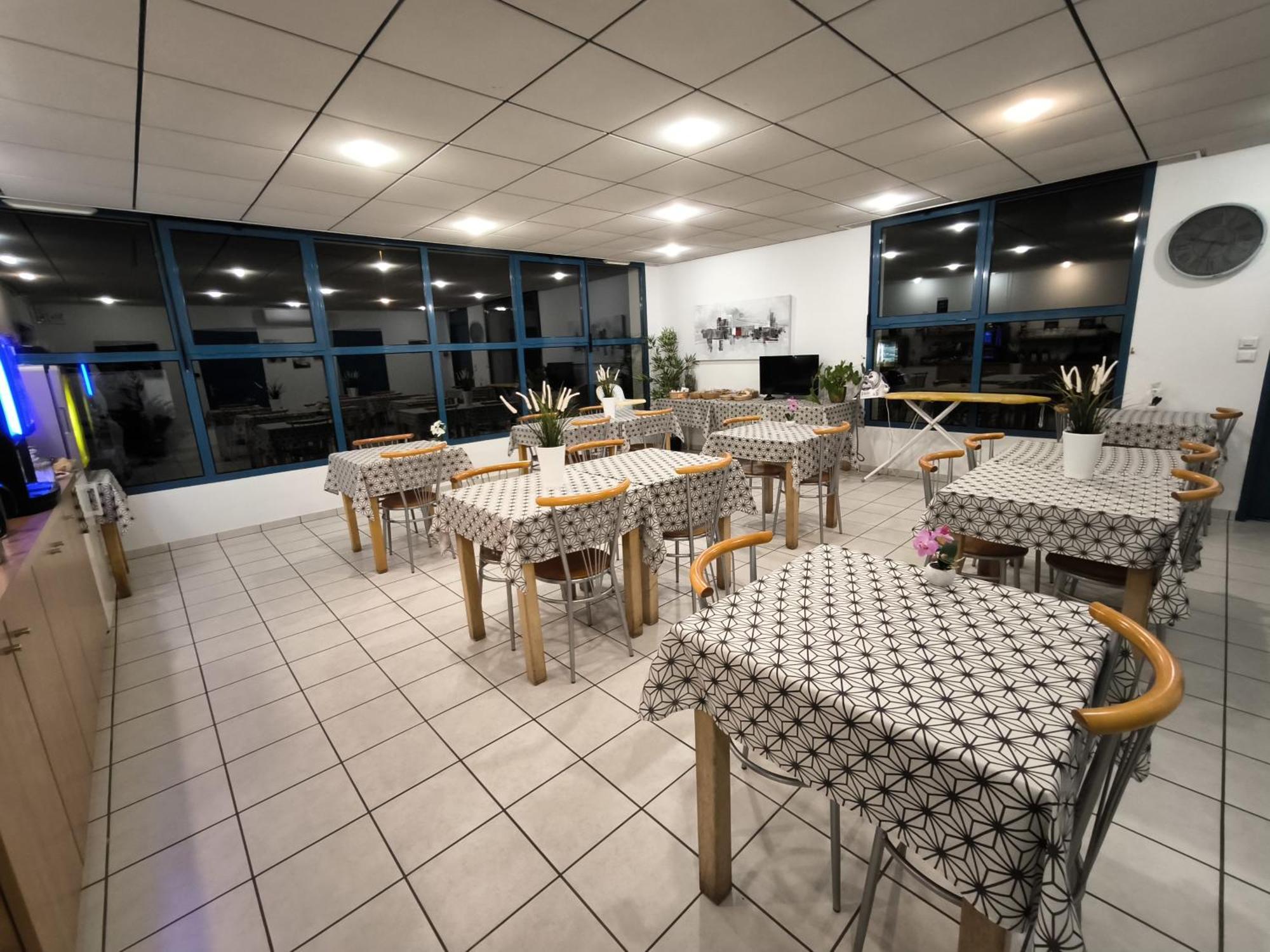 Onet-le-Chateau Hotel Le Laury'S מראה חיצוני תמונה