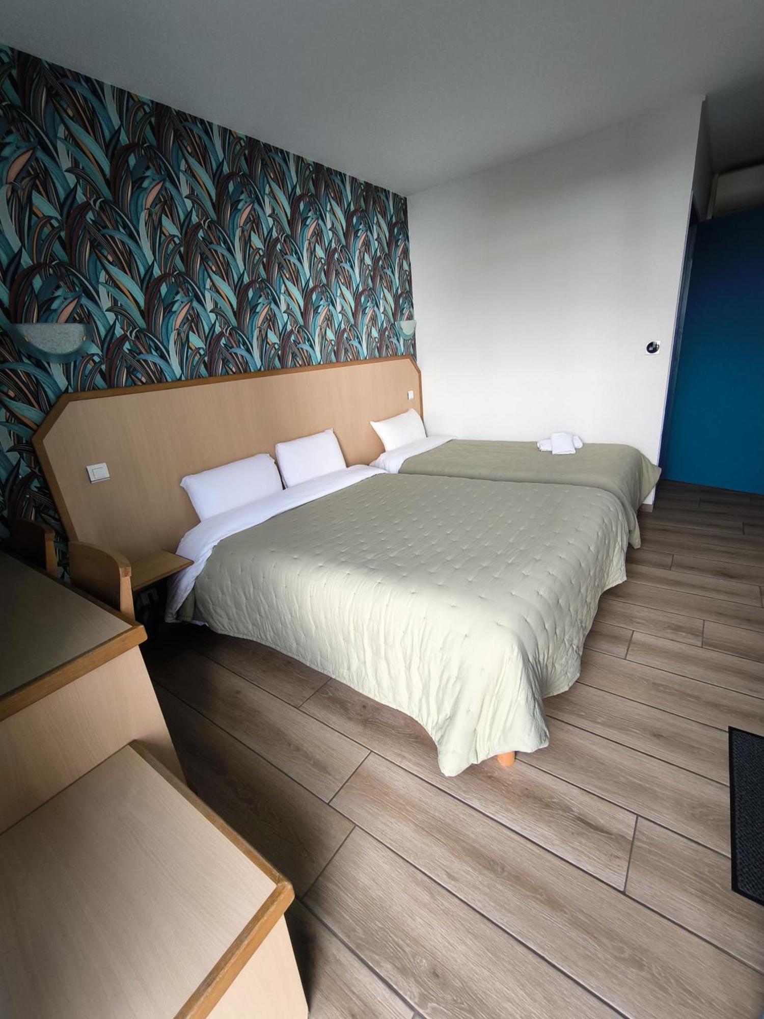 Onet-le-Chateau Hotel Le Laury'S מראה חיצוני תמונה